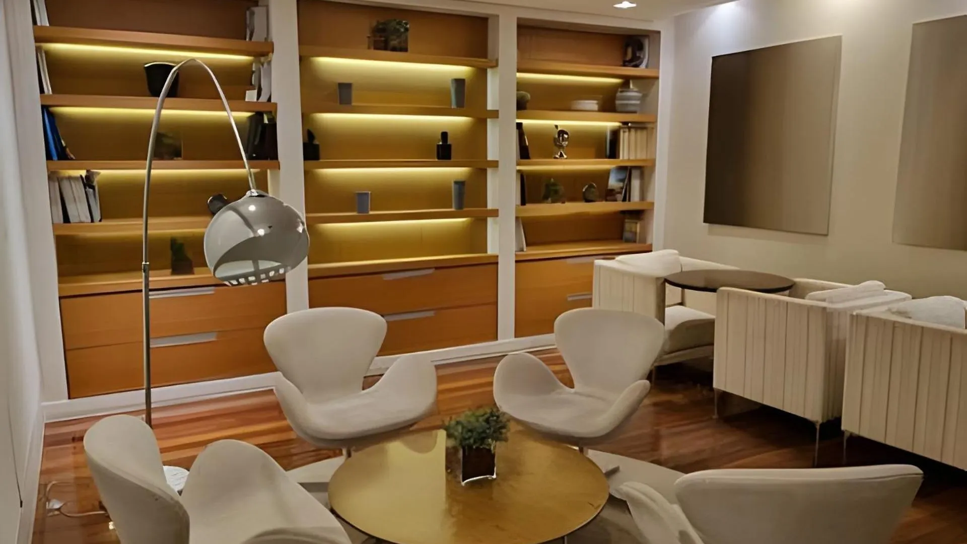 Excelente Apto Ao Lado Do Hospital Albert Einstein, Hospital Sao Luis, Faculdade De Medicina Einstein, Estadio Do Morumbi, 80M² E Garagem São Paulo