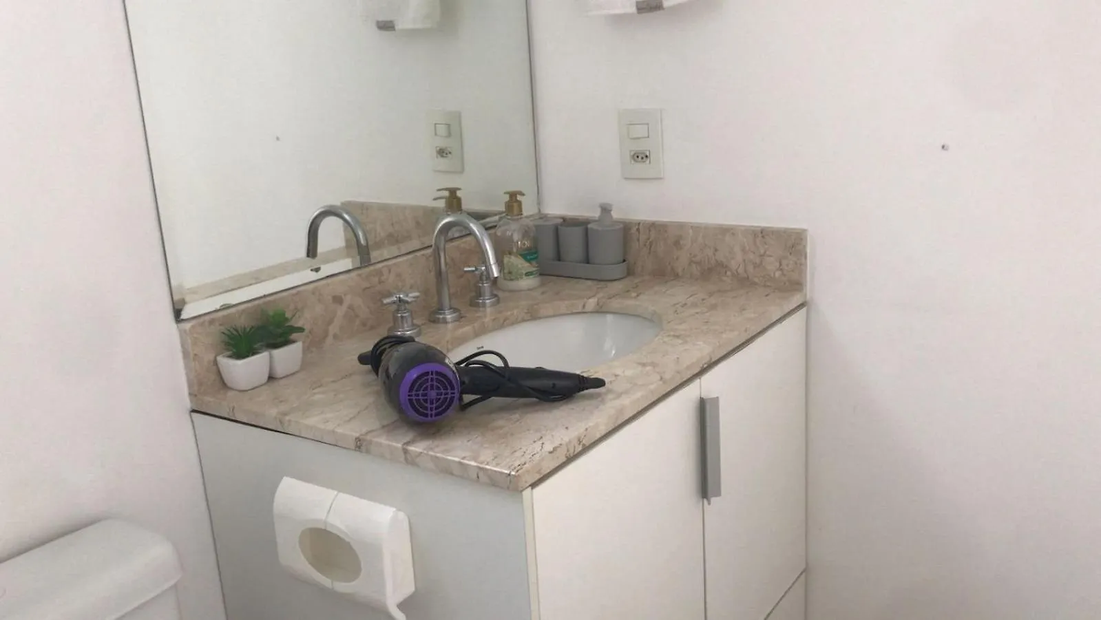 Excelente Apto Ao Lado Do Hospital Albert Einstein, Hospital Sao Luis, Faculdade De Medicina Einstein, Estadio Do Morumbi, 80M² E Garagem São Paulo 0*,